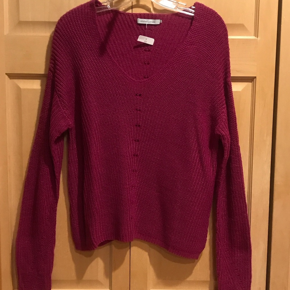 NWOT Stitches & Stripes Elegant V-Neck Sweater in Rich Burgundy